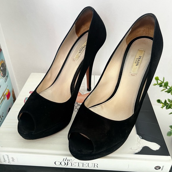 Prada Black Velvet Peep Toe Pump Size 38 US 8 - Picture 3 of 6